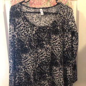 LuLaRoe long sleeve shirt